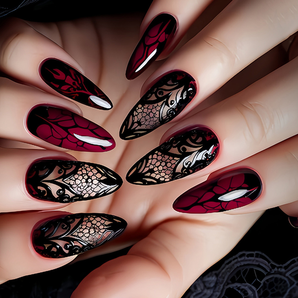 Nail Art Press On - 女性用ミディアムサイズのつけ爪、ダークレッドとブラックのフローラルプリント、アーモンド型のネイルチップ、フルカバーのプレスオン式つけ爪、ネイルアートセット